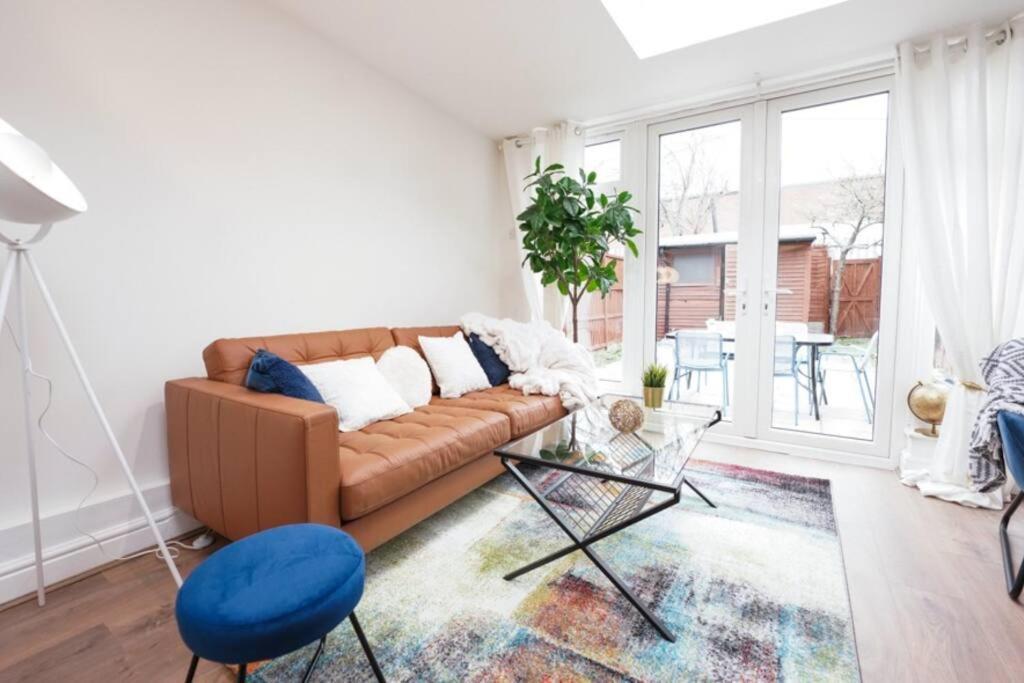 Newly Renovated Modern 4 Bed 3 Bath Apartment 伦敦 外观 照片